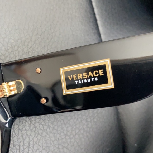 Authentic Versace women’s sunglasses - Picture 3 of 12